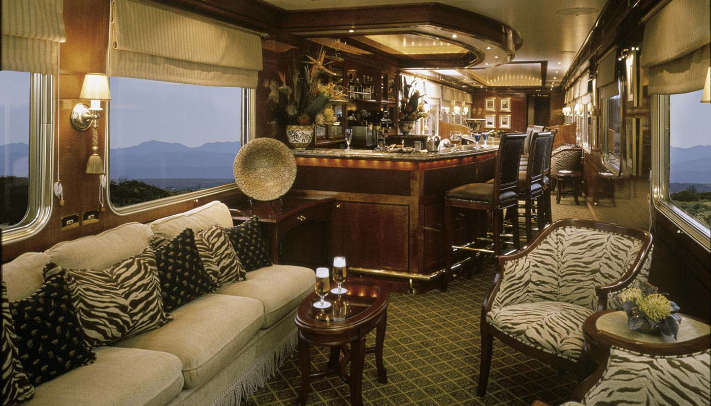 Lounge car aboard The Blue Train